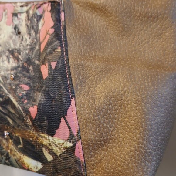 New Vinyl Camo Top handle Shoulder Bag Purse Hot Pink Brown Crescent Baguette - Picture 4 of 9